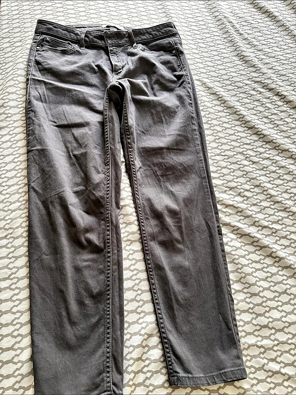 Calvin Klein Skinny Jeans in Gray Waist 28